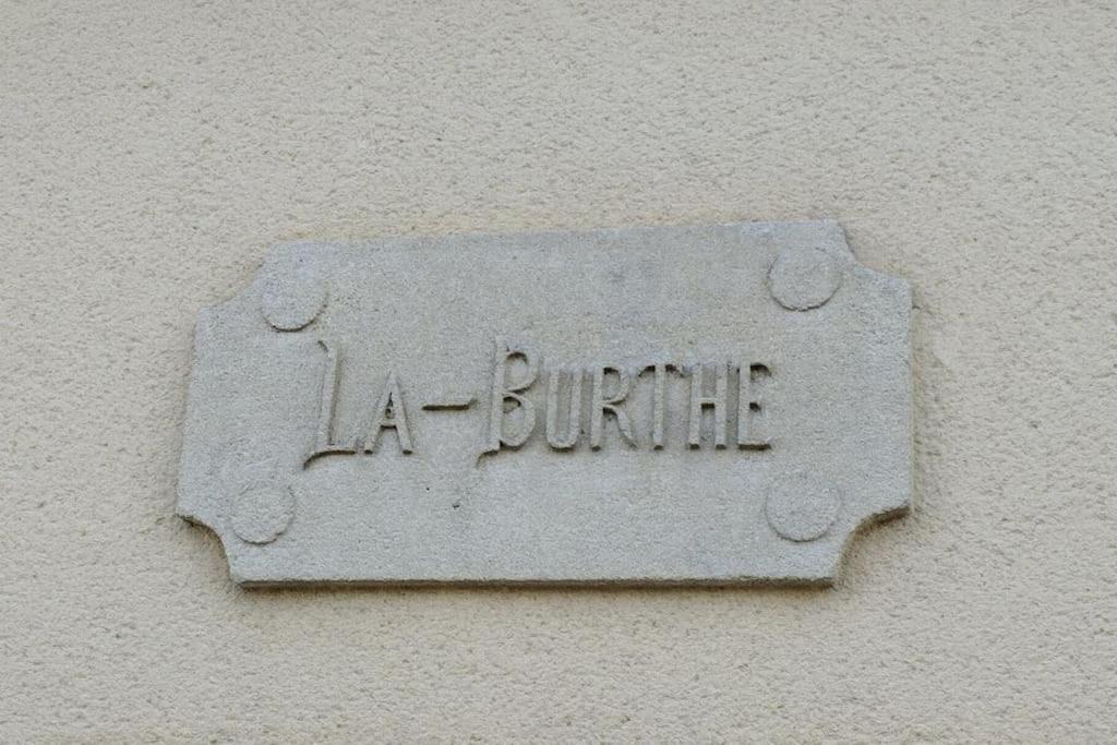 Gite La Burthe Monprimblanc Exterior photo